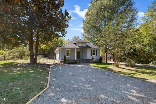 411 W I St, Erwin, NC, 28339-1713 | Card Image