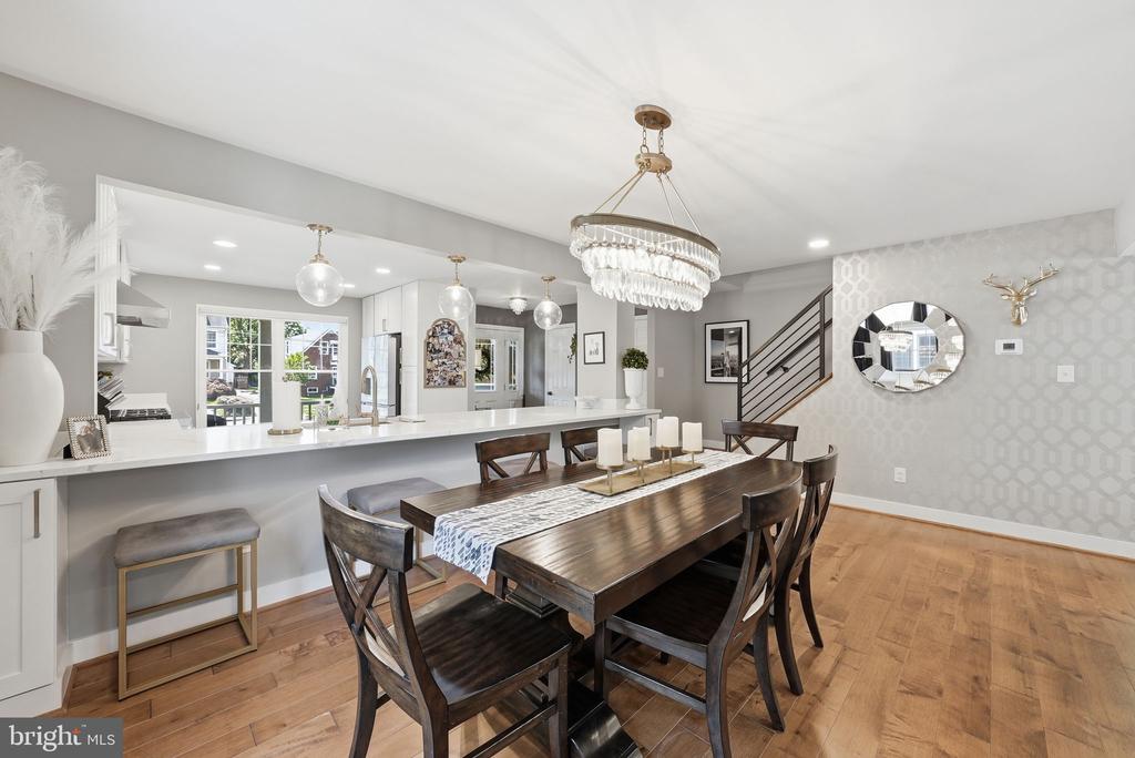 Residential in ARLINGTON 5