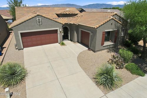 13829 E Poelstra St, Vail, AZ, 85641-5921 | Card Image