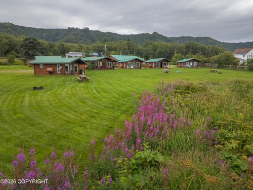 59565 E End Rd, Homer, AK, 99603-9469 | Card Image