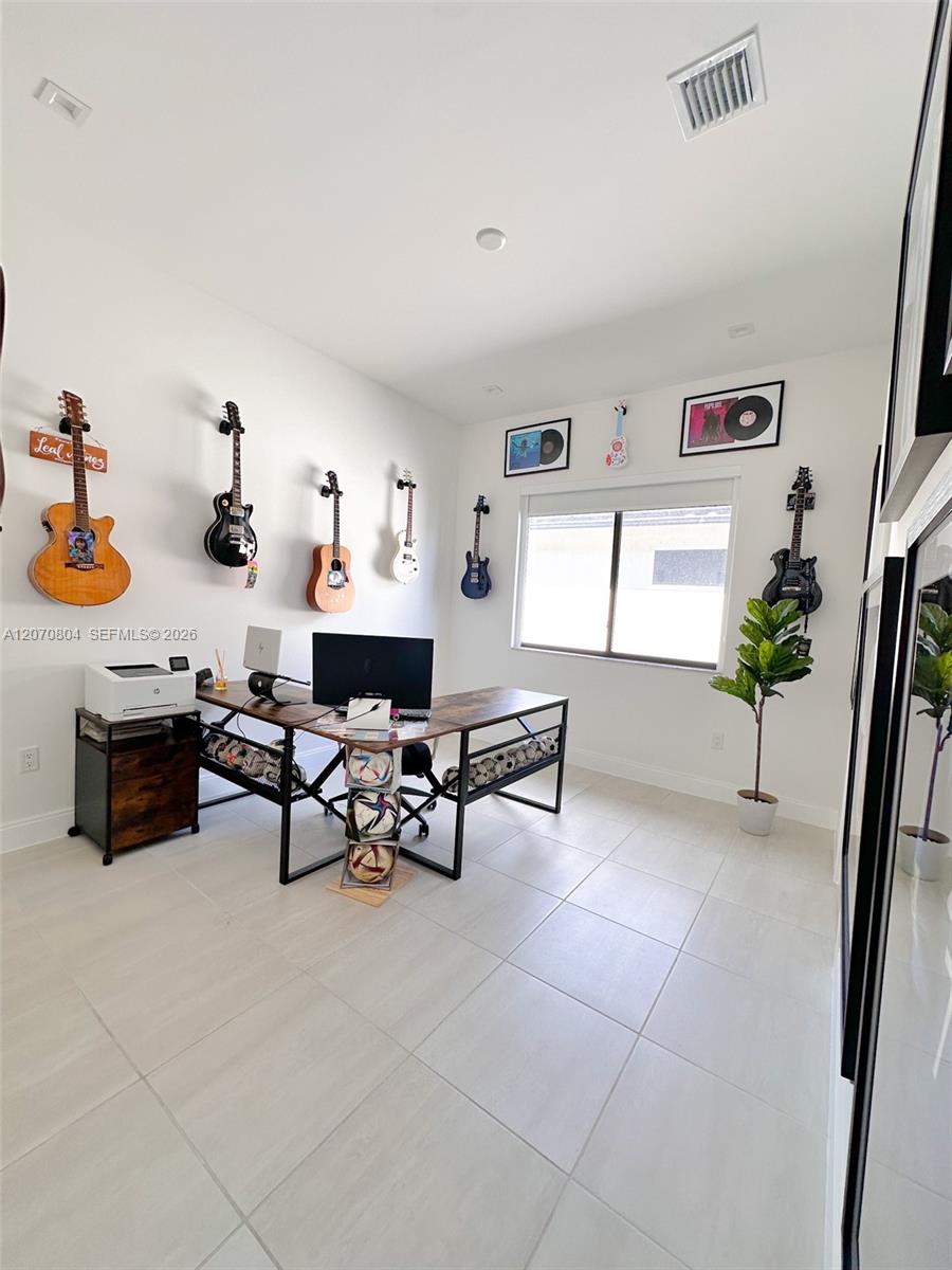 Residential Lease in Doral 5