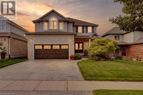 209 Munnoch Boulevard, Woodstock, ON, N4T1V7 | Card Image