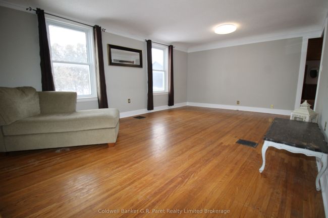 22445 Fairview Rd, House other with 3 bedrooms, 1 bathrooms and 6 parking in Thorndale ON | Image 13
