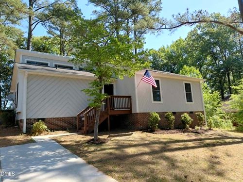 1204 Cedarhurst Dr, Sanford, NC, 27332-8112 | Card Image