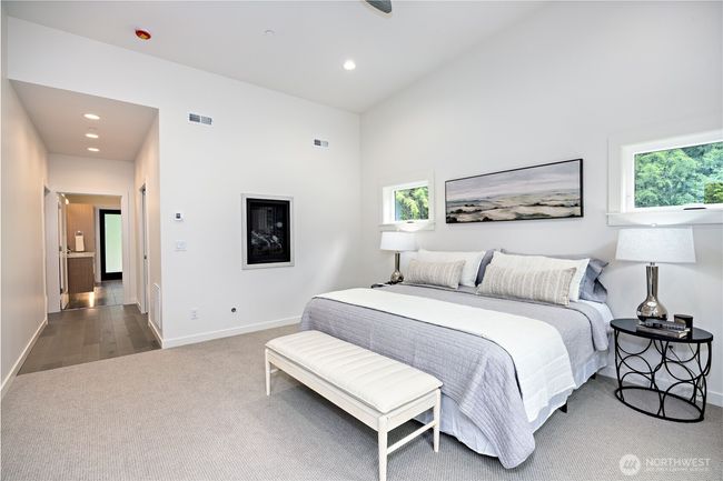 6050 Chorus Frog St Ne, House other with 4 bedrooms, 5 bathrooms and 2 parking in Bainbridge Island WA | Image 17