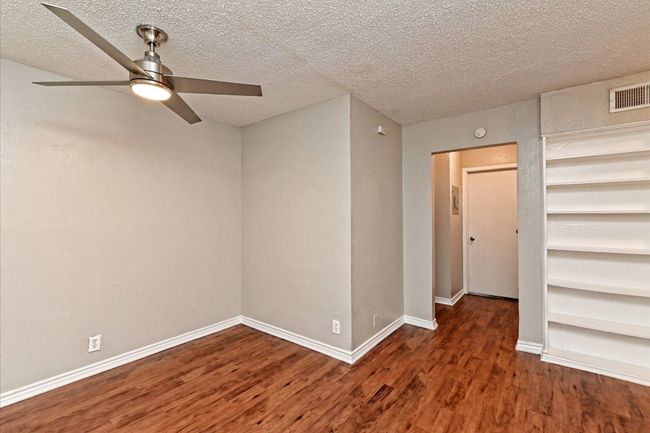 APT-120 - 2401 Manor Rd, Condo with 2 bedrooms, 1 bathrooms and null parking in Austin TX | Image 6