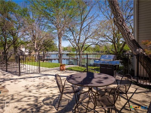 unit-b3-551 Terminal Loop Rd, Mc Queeney, TX, 78123-3270 | Card Image