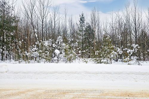 180 Bowles Bluff Rd, Markdale, ON, N0C1H0 | Card Image