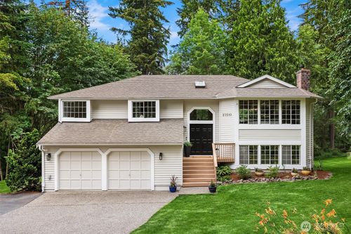 23510 Ne 181st St, Woodinville, WA, 98077-6703 | Card Image