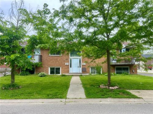 115 Baldwin Ave, Brantford, ON, N3S1H9 | Card Image