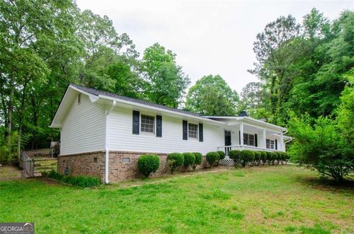 2923 Bicentennial Dr, Stone Mountain, GA, 30087-3814 | Card Image