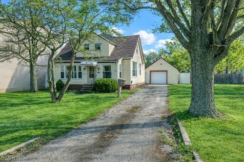 1259 E 351st St, Eastlake, OH, 44095-3038 | Card Image