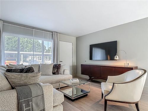 apt-102-2544 1st St, Fort Myers, FL, 33901-2438 | Card Image