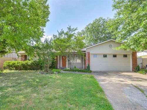 8922 E 49th Place, Tulsa, OK, 74145 | Card Image