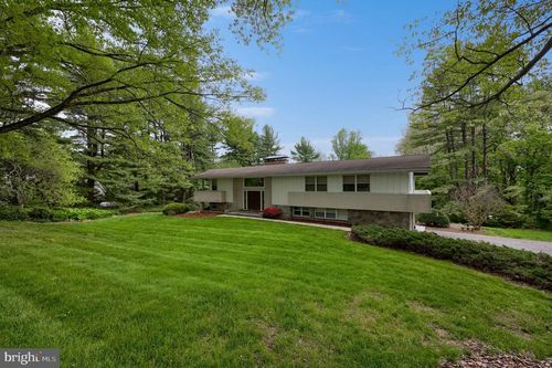 9 Lark Ln, LANCASTER, PA, 17603-9698 | Card Image