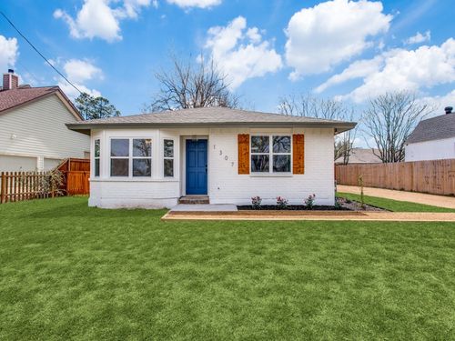 1307 Worthington St, Grapevine, TX, 76051-5028 | Card Image