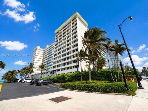 527-19201 Collins Ave, Sunny Isles Beach, FL, 33160-2202 | Card Image