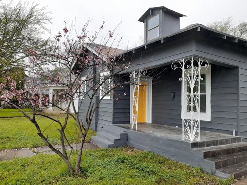 1509 W Page Ave, Dallas, TX, 75208-5858 | Card Image