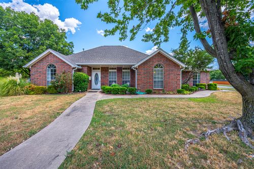 210 S 8th St, Davis, OK, 73030-2328 | Card Image