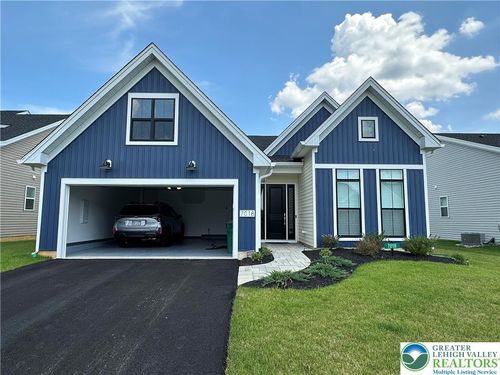 7018 Oak Ln, BATH, PA, 18014-7809 | Card Image