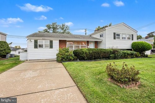 6812 Navajo Dr, BALTIMORE, MD, 21209-1518 | Card Image