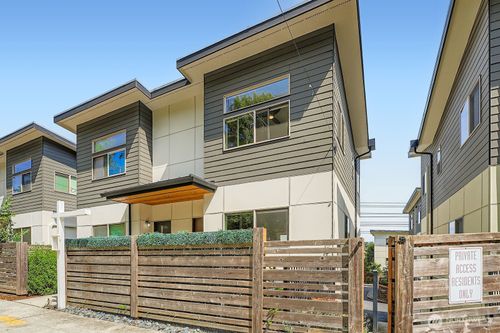 8718 42nd Ave S, Seattle, WA, 98118-4516 | Card Image