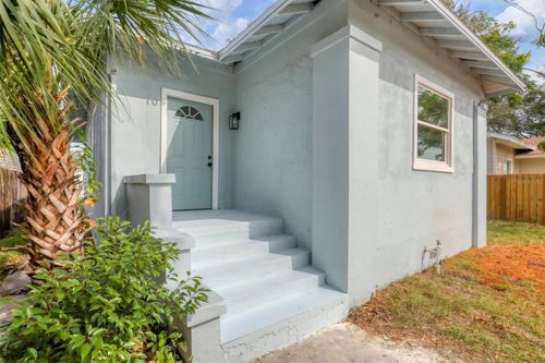 1045 22nd Avenue N, St Petersburg, FL, 33704 | Card Image