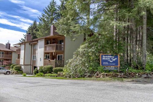 12175 Glacier Hwy, Juneau, AK, 99801-8652 | Card Image