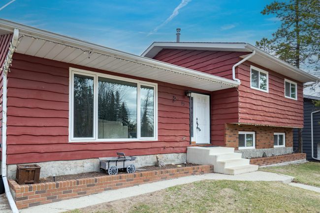 93 Feero Drive, Home with 4 bedrooms, 2 bathrooms and 4 parking in Whitecourt AB | Image 15