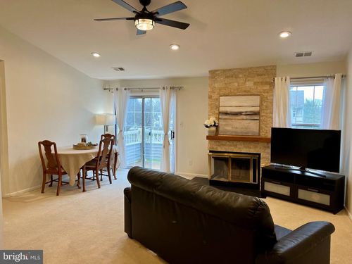 12-111 Worlidge Ct, Princeton, NJ, 08540-7008 | Card Image