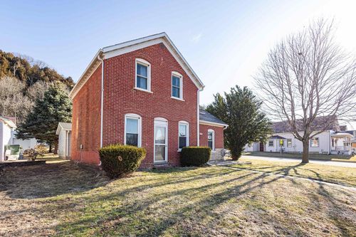 421 E Dewey Street, CASSVILLE, WI, 53811 | Card Image