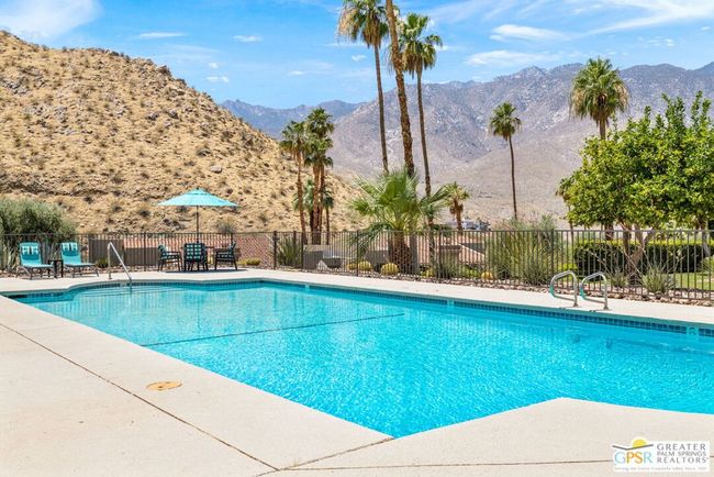 3708 E Bogert Trl, Condo with 2 bedrooms, 3 bathrooms and 2 parking in Palm Springs CA | Image 6