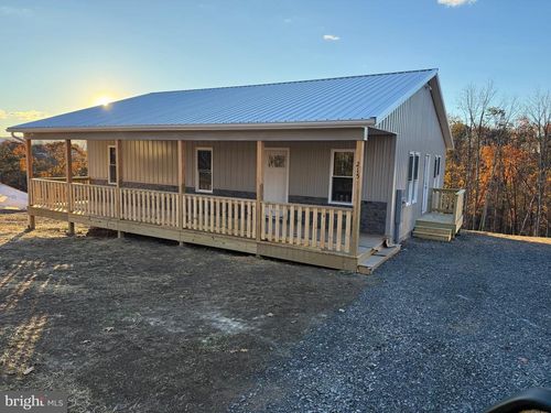 215 Grand View Dr, KEYSER, WV, 26726-6311 | Card Image