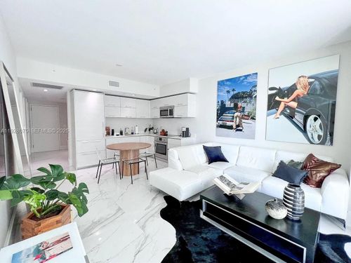 unit-2508-1300 S Miami Ave, Miami, FL, 33130-4480 | Card Image