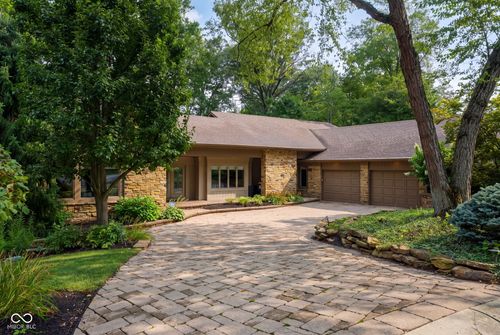 10707 Compass Ct, Indianapolis, IN, 46256-9532 | Card Image