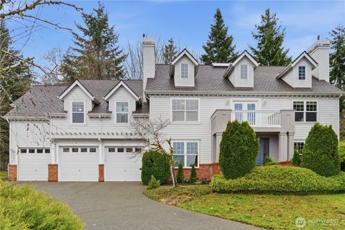 6082 167th Avenue Se, Bellevue, WA, 98006 | Card Image