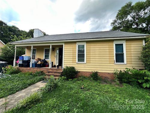 3396 Farm Lake Dr Sw, Concord, NC, 28027-7214 | Card Image