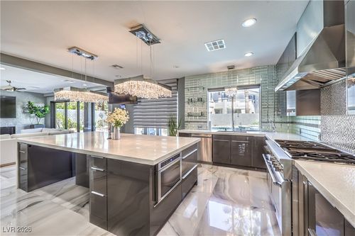 3552 Coventry Gardens Dr, Las Vegas, NV, 89135-2838 | Card Image