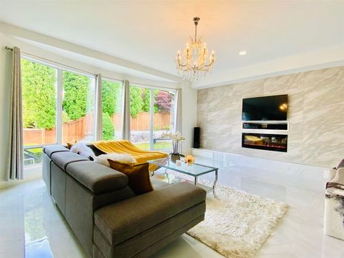 24 Balsam Pl, Port Moody, BC, V3H5A6 | Card Image
