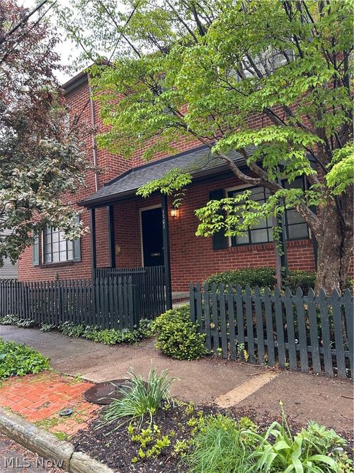1707 W 31st Pl, Cleveland, OH, 44113-2969 | Card Image