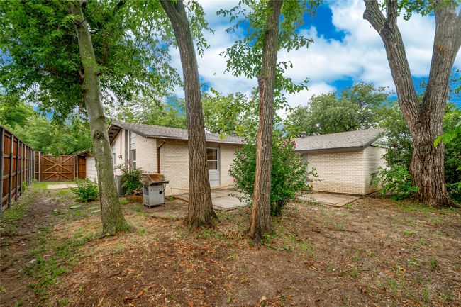 2305 Briarwood Ln, House other with 4 bedrooms, 3 bathrooms and null parking in Carrollton TX | Image 34