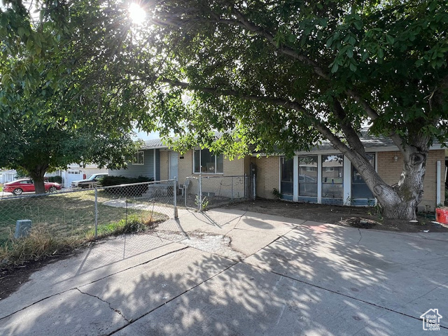 10755 , South Jordan, UT 84095