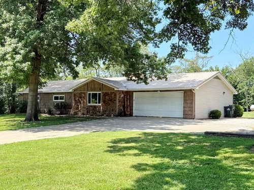 1470 145 Rd, El Dorado Springs, MO, 64744-9488 | Card Image