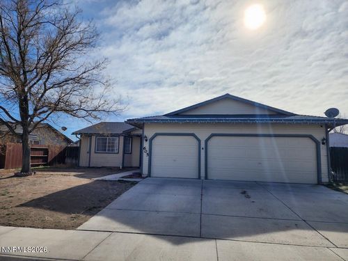 605 Nader Way, Fernley, NV, 89408-7551 | Card Image