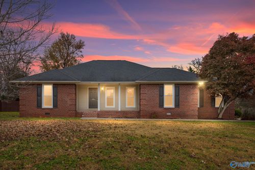 120 Singletree Dr, Hazel Green, AL, 35750-8826 | Card Image