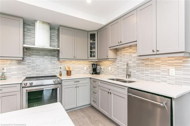 205 - 249 Grey Silo Rd, House attached with 2 bedrooms, 2 bathrooms and 1 parking in Waterloo ON | Image 20