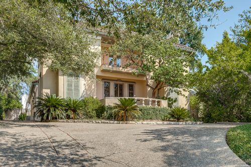 211 Viesca St, San Antonio, TX, 78209-4405 | Card Image