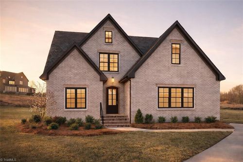 3048 Scarlet Tanager Dr, Winston Salem, NC, 27106-8779 | Card Image