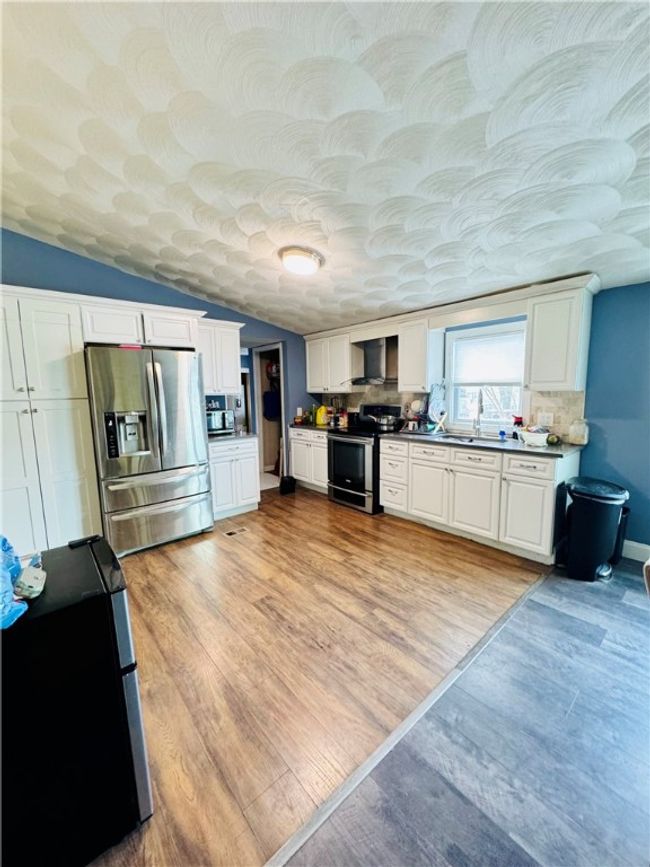 91 Seabiscuit Pl, House other with 4 bedrooms, 2 bathrooms and 4 parking in Pawtucket RI | Image 6