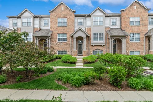 6812 Meadow Ln, Morton Grove, IL, 60053-2281 | Card Image